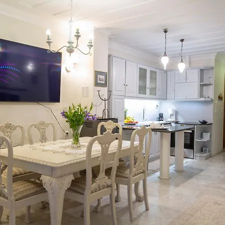 Thalassaki House نيدري